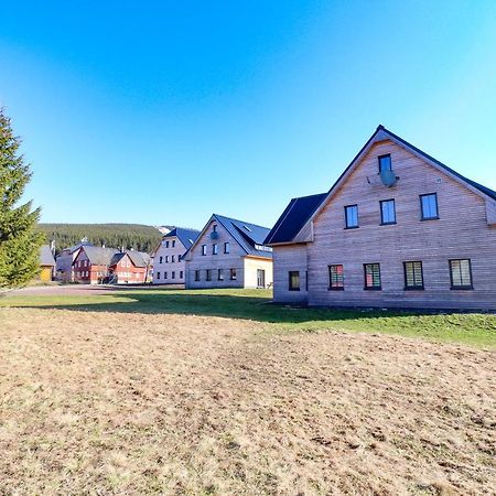 Woodhome - Luxury Mountain Apartment Горни-Мала-Упа Экстерьер фото