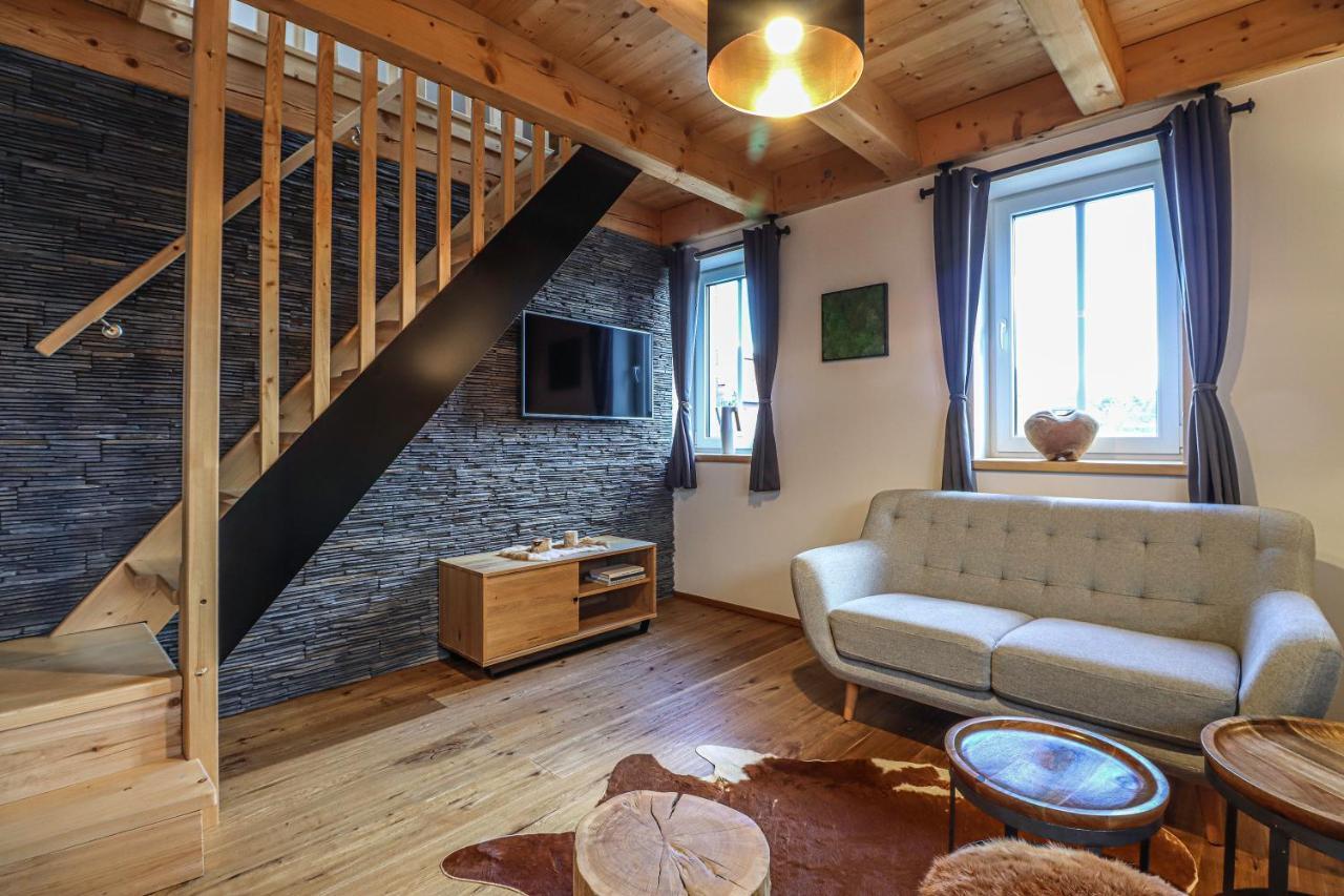 Woodhome - Luxury Mountain Apartment Горни-Мала-Упа Экстерьер фото