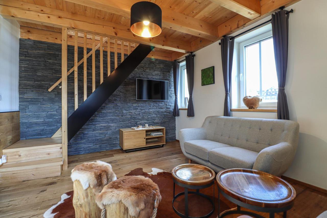 Woodhome - Luxury Mountain Apartment Горни-Мала-Упа Экстерьер фото